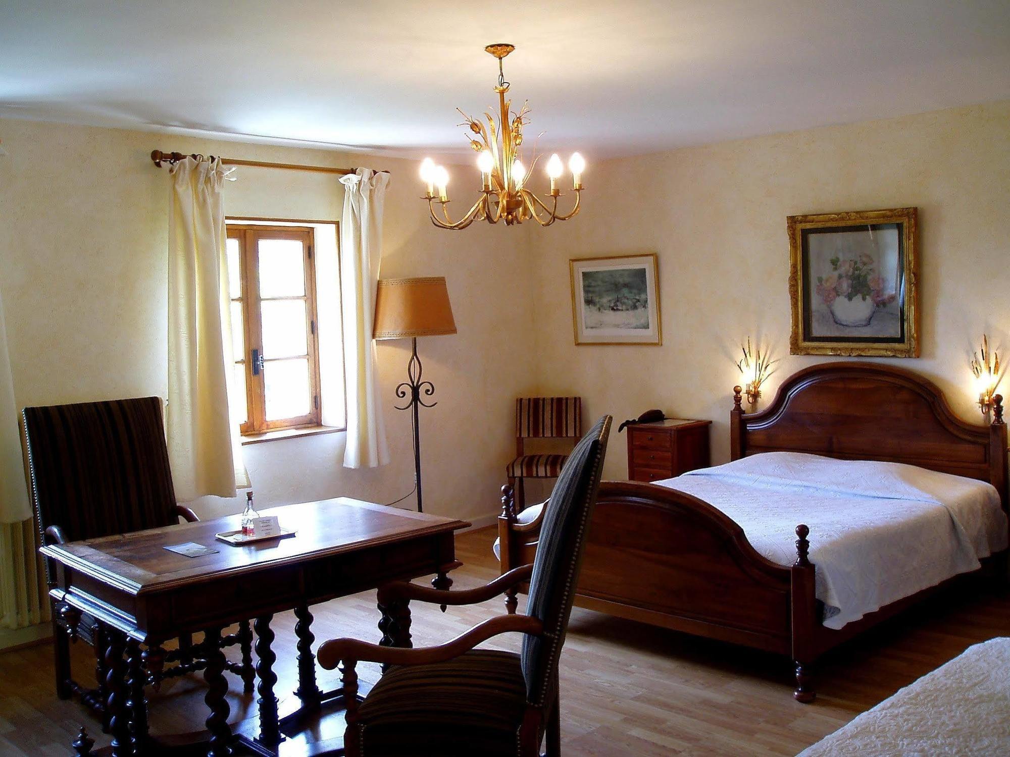 Logis Hotel Les Hospitaliers Le Poët-Laval Kültér fotó